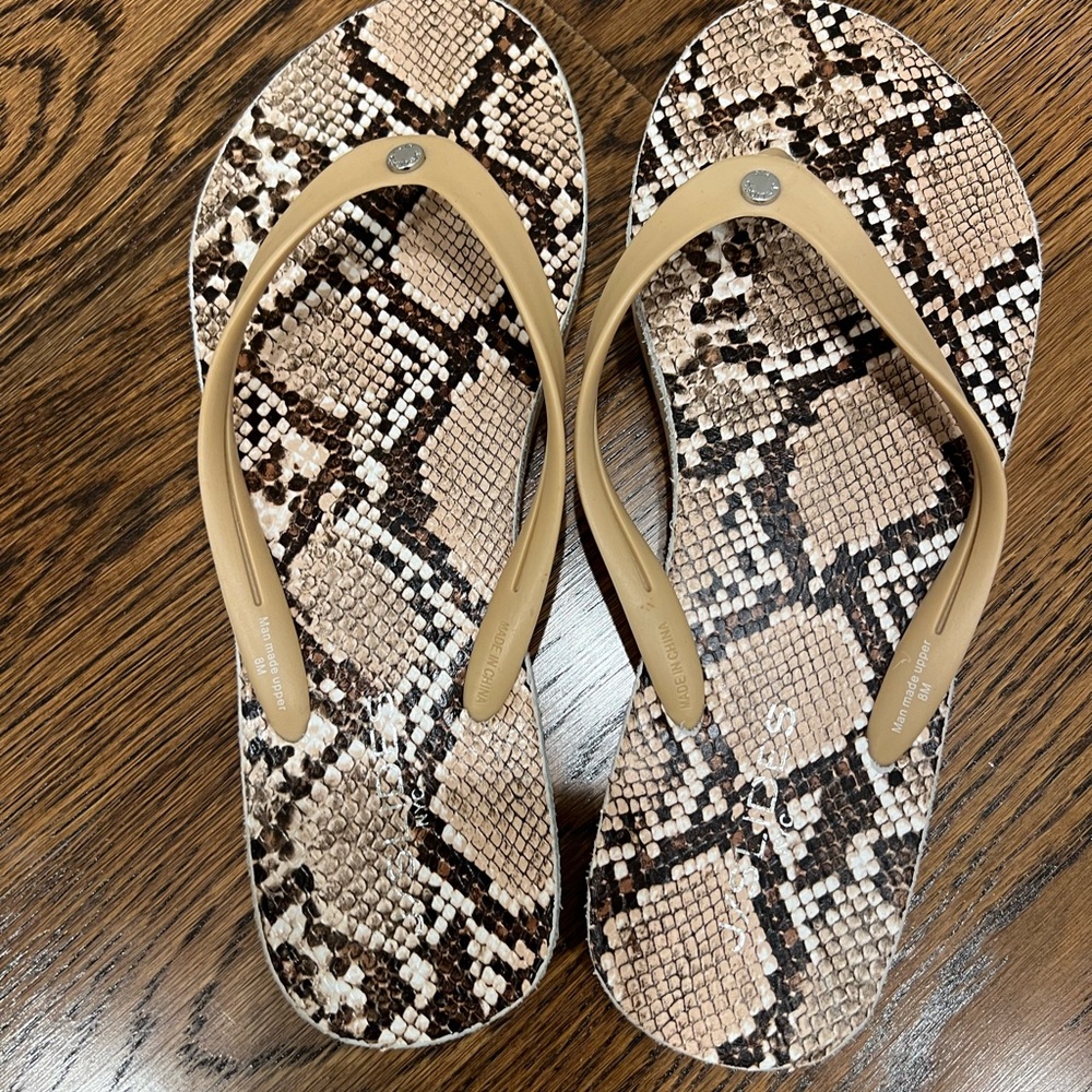 J slides flip flops